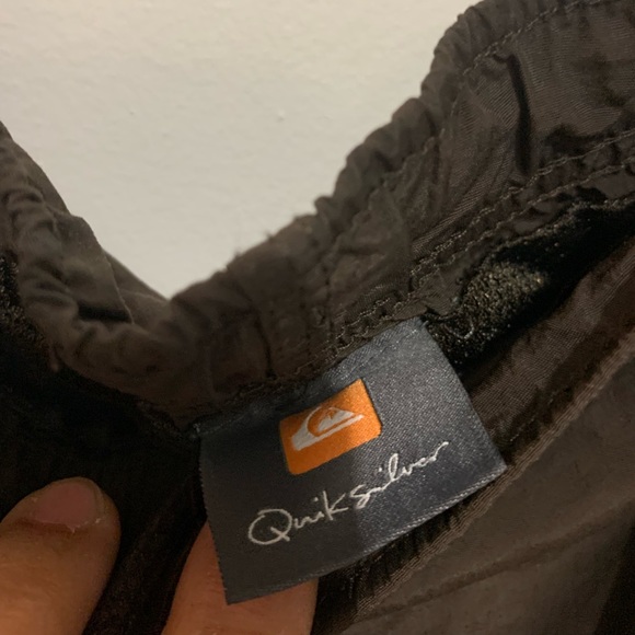Quiksilver shorts for men - Picture 2 of 3